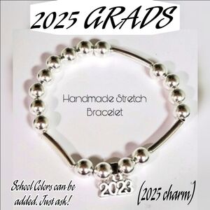 🎓2025 GRADS. 🎉🎈 Handmade stretch bracelet. Sterling silver over brass.